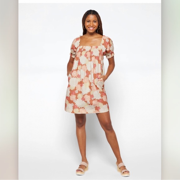 Faherty Dress - Picture 5 of 15